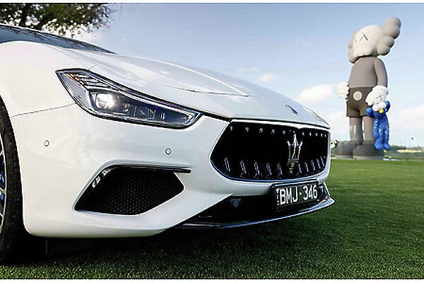 Maserati Ghibli Hybrid 2021 White
