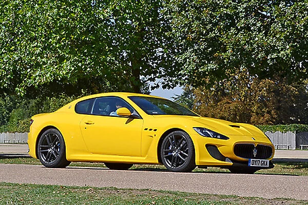 Maserati GranTurismo 2017 Yellow