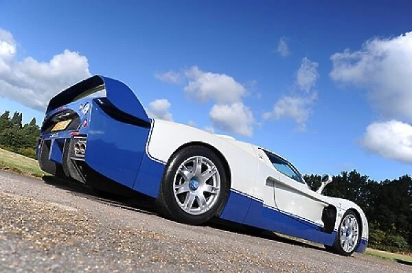 Maserati MC12 (ex-Chris Evans collection), 2005, White, & blue