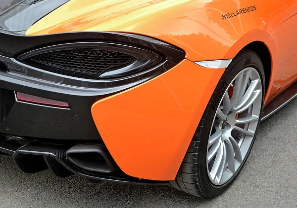 McLaren 570S 2015 Orange & black