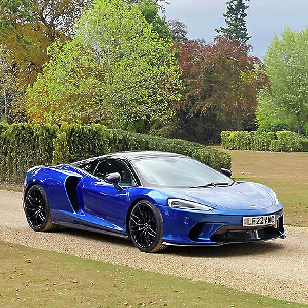 McLaren GT 2022 Blue metallic