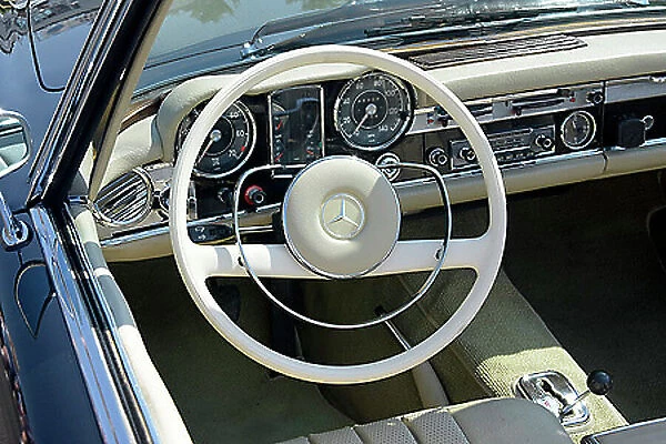 Mercedes-Benz 230SL 1966 Black with white wall tyres