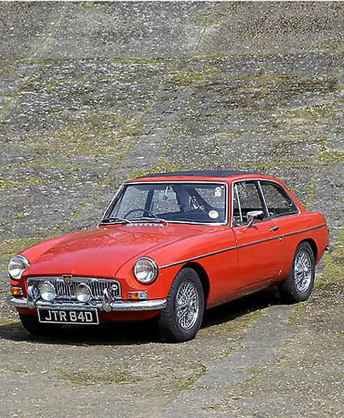 MG MGB GT, 1966, Red
