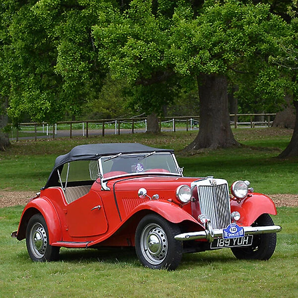 MG MGTD 1952 Red