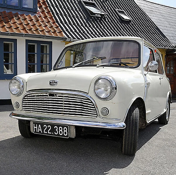 Mini Austin 850 Partner (Danish market Mini Mk. 1) 1964 White