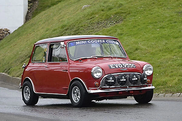Mini Classic Coopers 1965 Red black roof