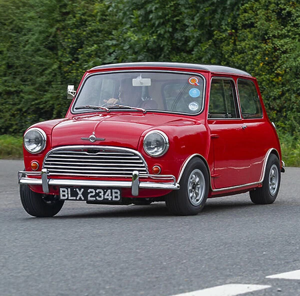 Mini Morris Cooper 1964 Red