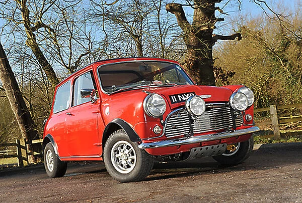 Mini Works Austin Mini Cooper 1962 Red & black