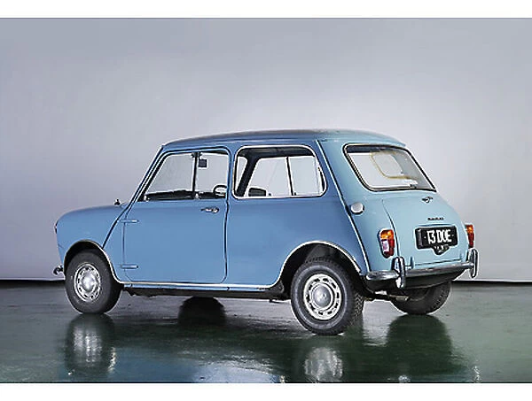 Morris Mini Minor 1961 Blue light