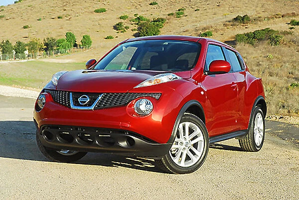 Nissan Juke, 2011, Red, metallic