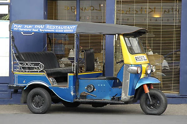Tuk-Tuk Thai Taxi