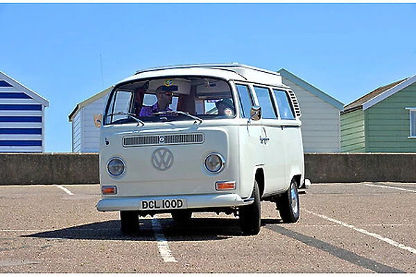 VW Volkswagen Bay Camper van 1972 White