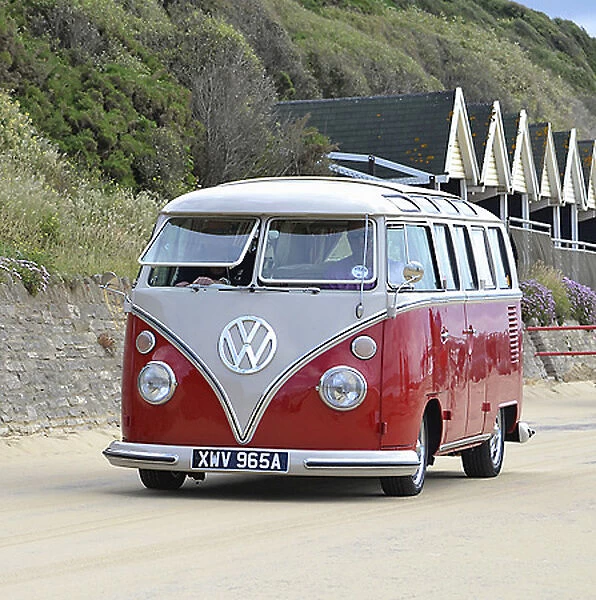 VW Volkswagen Classic Camper van 1963 Red & cream