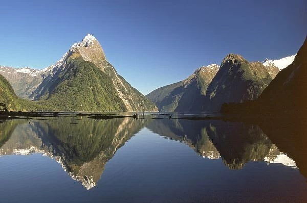 New Zealand, Mitre Peak & Milford Sound, Fiordland National Park, Fiordland