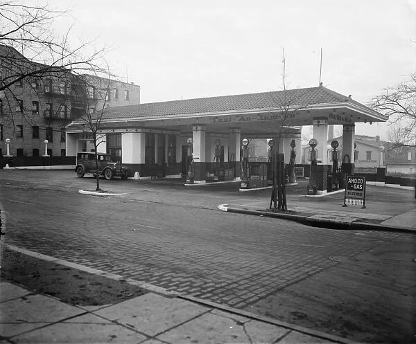 AMOCO GAS STATION, c1925. Amoco gas station at 14th and Belmont streets in Mount Pleasant