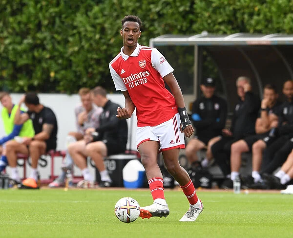 Arsenal FC Pre-Season: Zach Awe Faces Off Against Ipswich Town