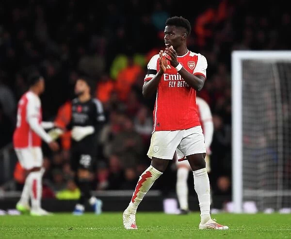 Arsenal's Bukayo Saka Acknowledges Fans Amidst the Drama: Arsenal FC vs Burnley FC, Premier League 2023-24
