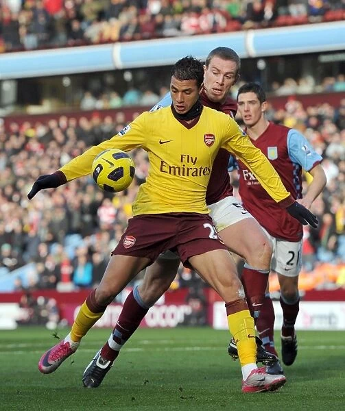 Arsenal's Chamakh Shines: 4-2 Victory Over Aston Villa in Premier League Clash
