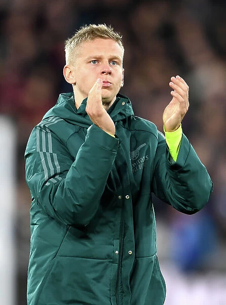 Arsenal's Defeat at West Ham United in Carabao Cup: Oleksandr Zinchenko Bids Farewell to Fans