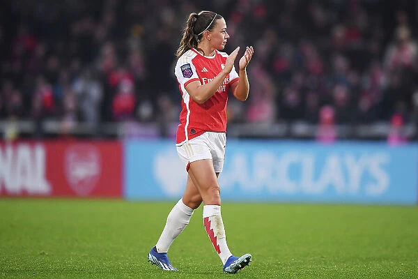 Arsenal's McCabe Bids Emotional Farewell in WSL: Substituted Off Against West Ham