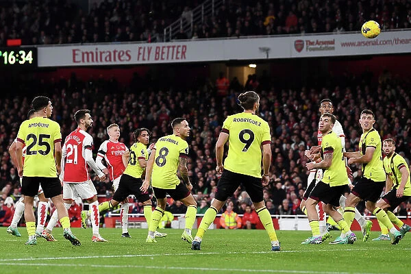 Arsenal's Zinchenko Scores Third Goal Against Burnley in 2023-24 Premier League