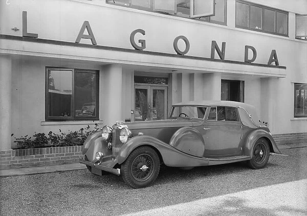 Lagonda. 8th September 1936: A Vincent Lagonda