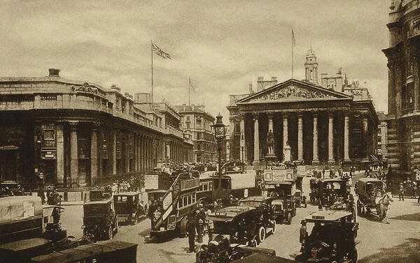 Bank of England and Royal Exchange, London (b  /  w photo)