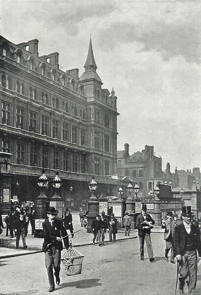 Cannon Street, the Hotel and Railway Station (b  /  w photo)