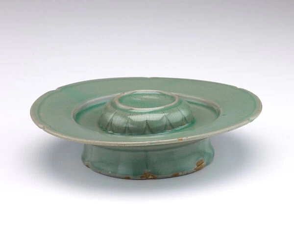 Cup stand, 12th century (stoneware with celadon glaze)