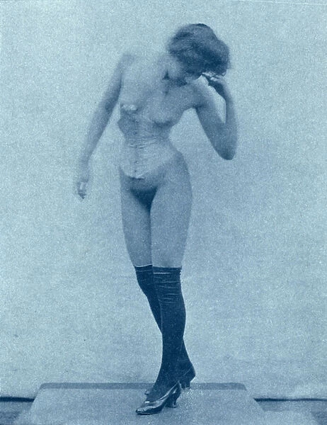 Female nude (cyanotype)