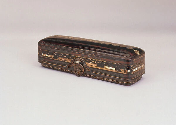 Small Namban box and cover, late 16th - early 17th century (lacquer)