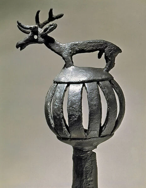 Tank ornament topped with the figure of a deer, 7th - 6th century BC (bronze)