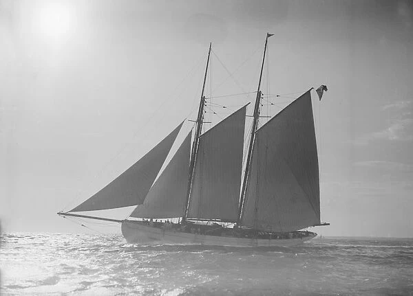 The schooner Etoile Filante, 1911. Creator: Kirk & Sons of Cowes
