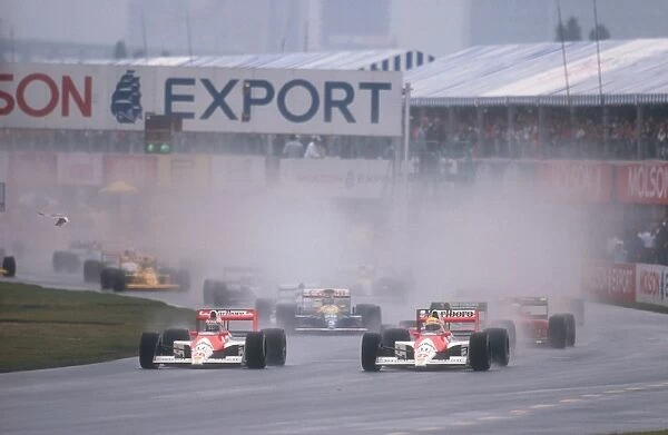 1990 Canadian Grand Prix: Ayrton Senna and Gerhard Berger lead at the start