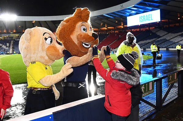 Scotland vs Israel (3-2) - Roary the Lion and Bonnie with Fans: UEFA Nations League at Hampden Park, Glasgow