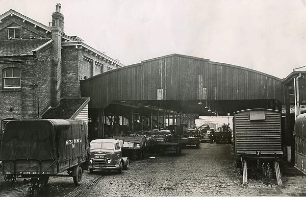 Coventry Goods Yard, Grosvenor Road, Coventry. 29th November 1960