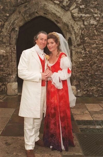 TAMSIN OLIVIER & SIMON DUTTON MARRIAGE BLESSING AT WESTMINSTER ABBEY 11  /  06  /  1995
