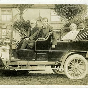 1905 Darracq Side Entrance Tonneau Vintage Car