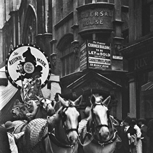 Countrymen with horses in the City of London