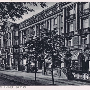Exterior fa硤e of the Hotel Esplanade, Berlin, 1920s