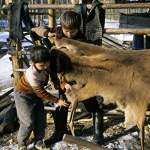 Selkup children, North Siberia (Northern minority)