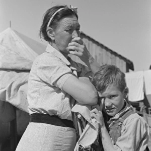 White migrant mother with son, Weslaco, Texas