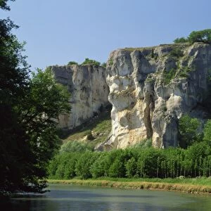 Landscape of cliffs above the River Yonne near Mery-sur-Yonne, in Burgundy
