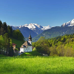 Maria Gern Church against Mount Watzmann (2380 m). Berchtesgaden, Berchtesgaden Land