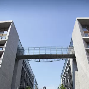 Germany, Berlin, Mitte, Modern office building in Wilhelmstrasse with glass catwalks