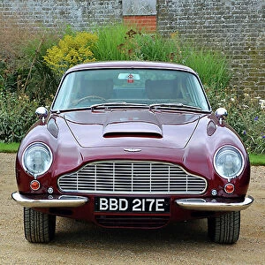 Aston Martin DB6 Coupe 1967 Red dark