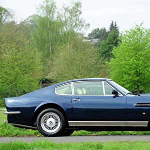 Aston Martin V8 Vantage 1984 Blue dark