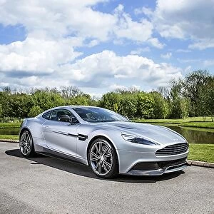 Aston Martin Vanquish, 2014, Silver