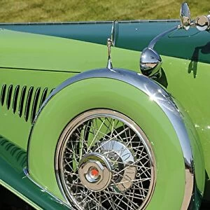 Duesenberg Model J Dual Cowl Phaeton, 1930, Green, 2-tone
