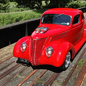 Ford Coupe (Supercharged Hot Rod) 1937 red